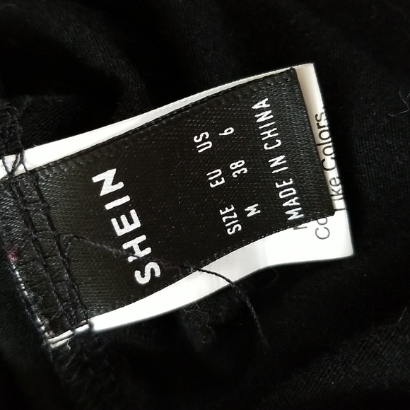 SHEIN • peekaboo back | M - Picture 5 of 7